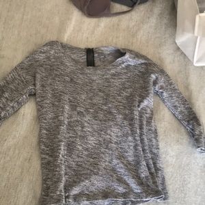 Three quarter sleeve top